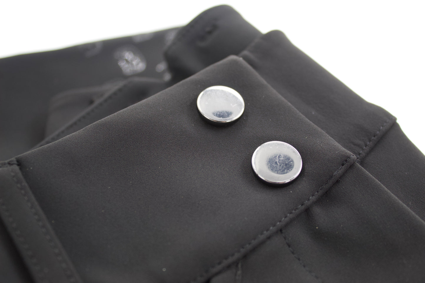 Classique Chique _ Black small logo _ Dames