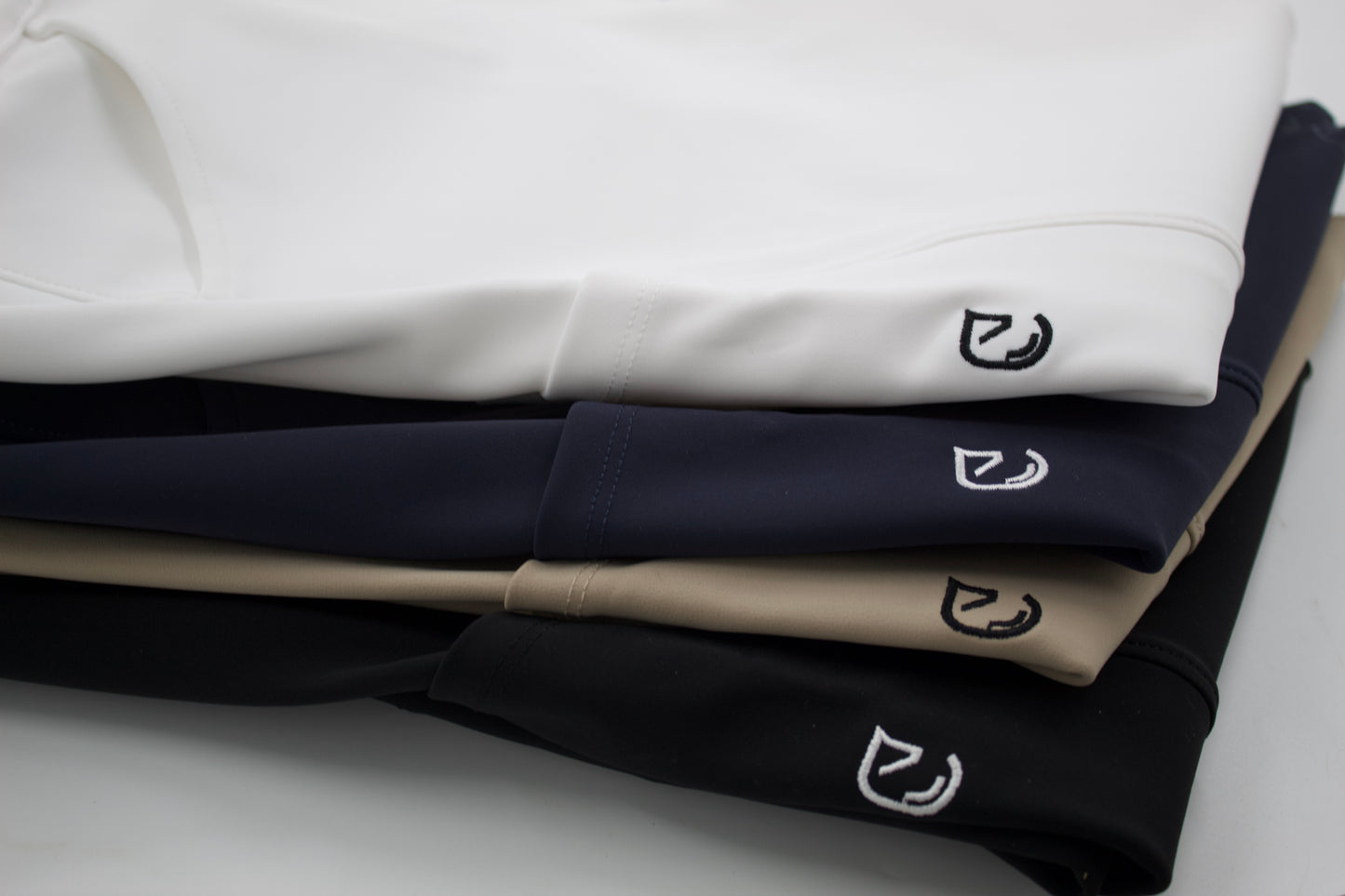 Classique Chique _ Black small logo _ Dames