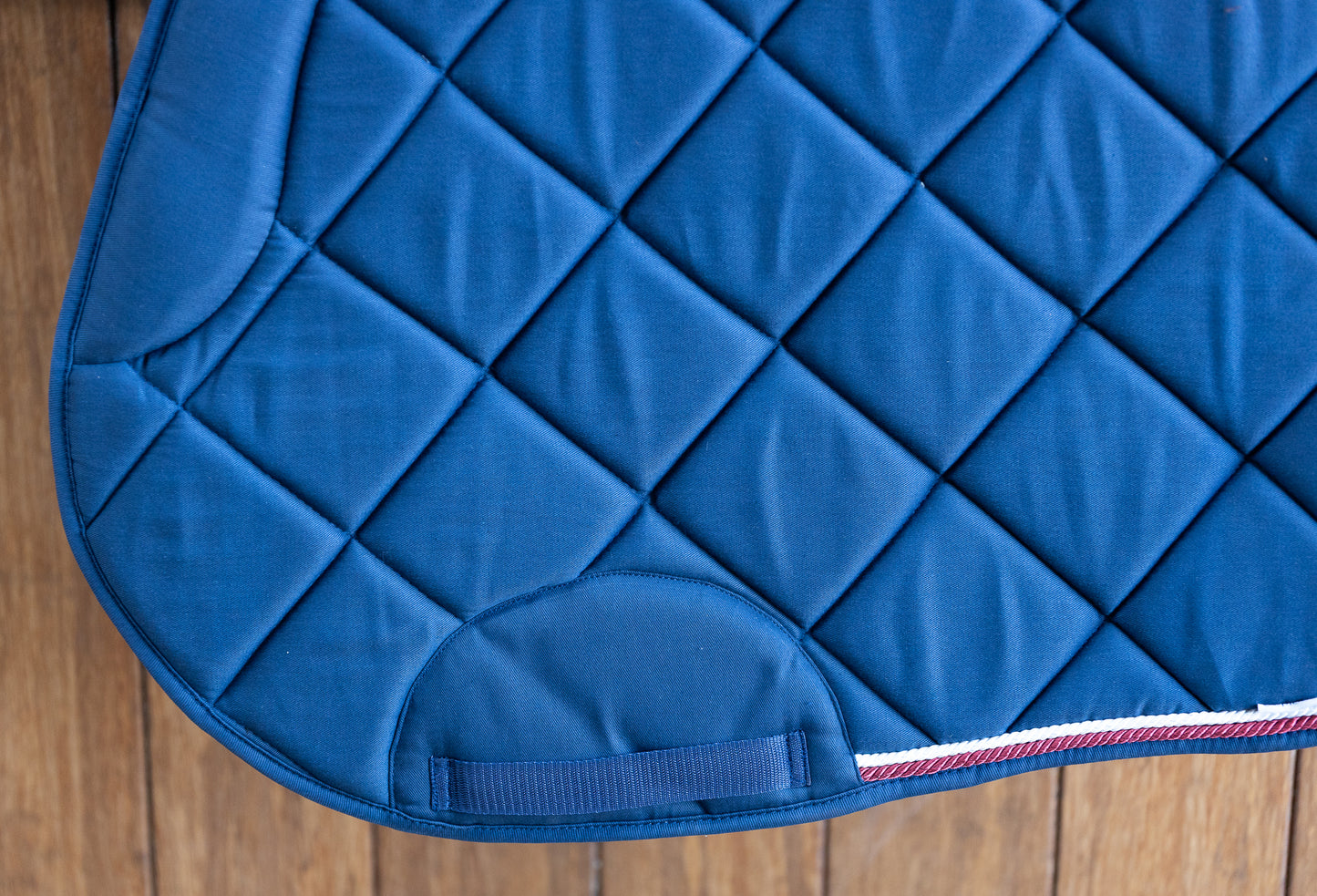 Leon - Midnight Blue & Red finish