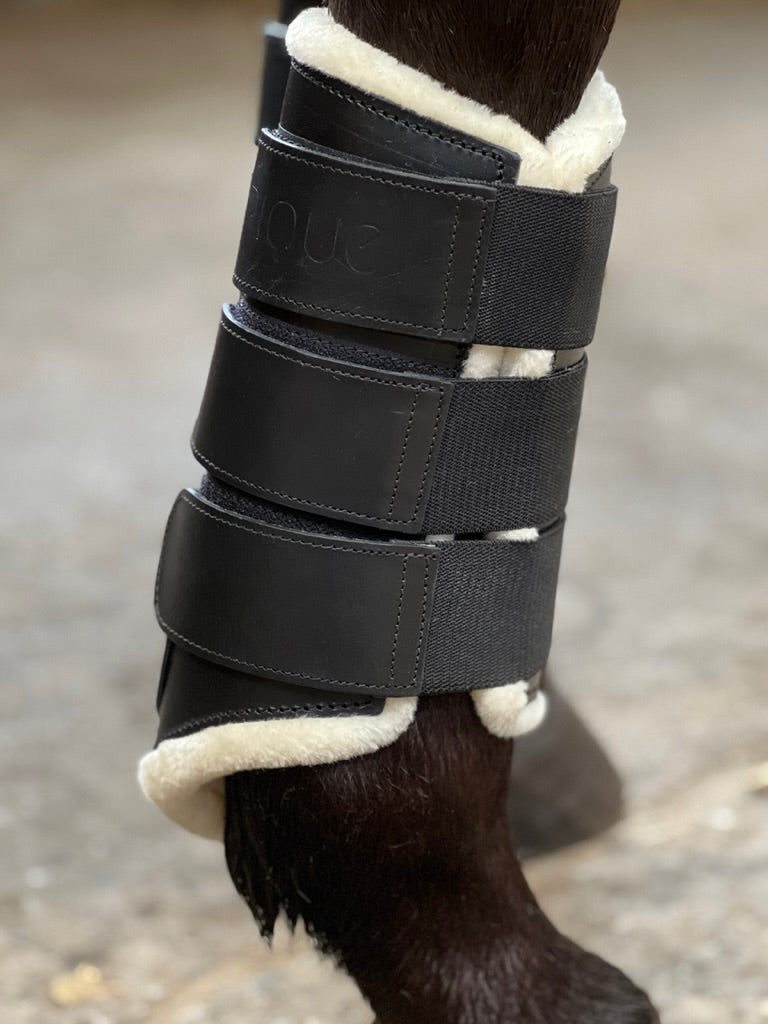 Training boots with sheepskin - Donkerbruin