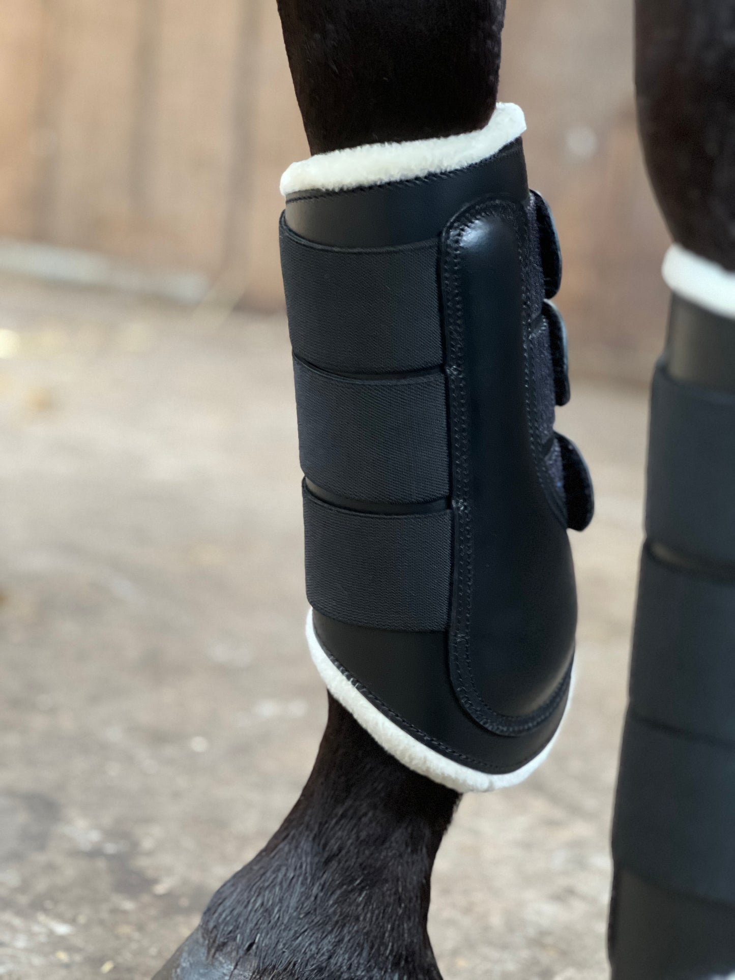 Training Boots with sheepskin - Black 